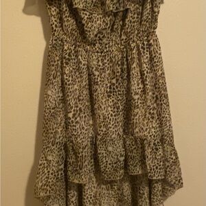 Ali & Kris strapless hi-low leopard print dress with tiers Size L